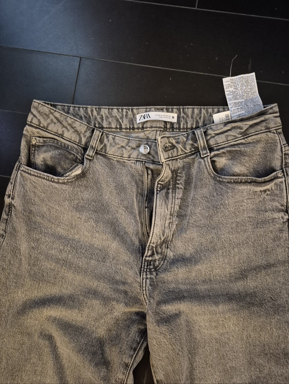 Zara Mom Jeans High Rise - Picture 9 of 13